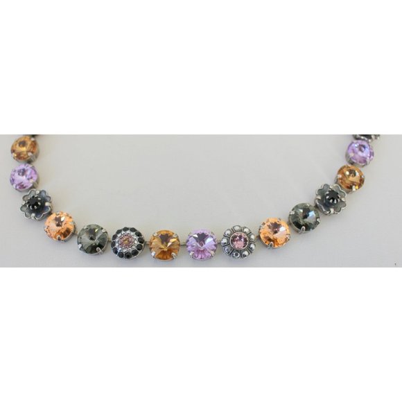 Mariana Discover Large Floral Crystal Necklace - Picture 2 of 6